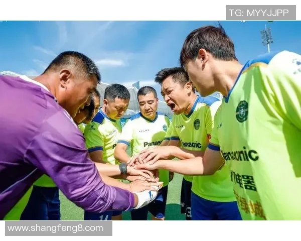 多款足球服助力球迷激情释放展现个性风采与团队精神